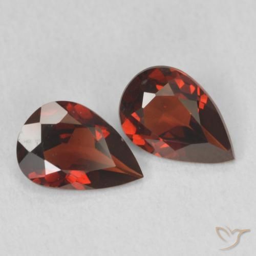 1.25 ct natürliche Johannisbeere Rot Pyrop-Granat-Edelsteine, Birnenform, VVS-VS