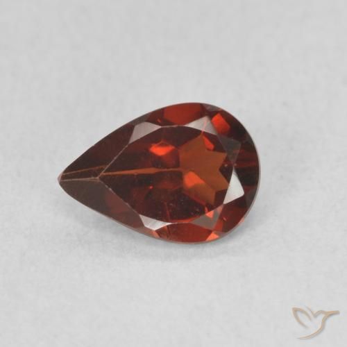 0.72ct Natürlicher Mittelrot Pyrop-Granat, Birnenform, VVS