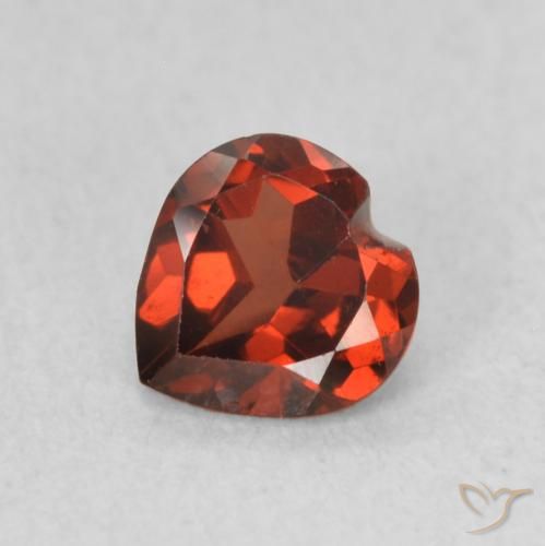 0.59ct Natürlicher Johannisbeere Rot Pyrop-Granat, Herz, VVS