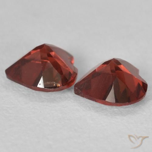 1.07 ct natürliche Mittelrot Pyrop-Granat-Edelsteine, Herz, VS
