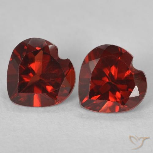 1.12ctw Natürlicher Mittelrot Pyrop-Granat, Herz, VVS-VS