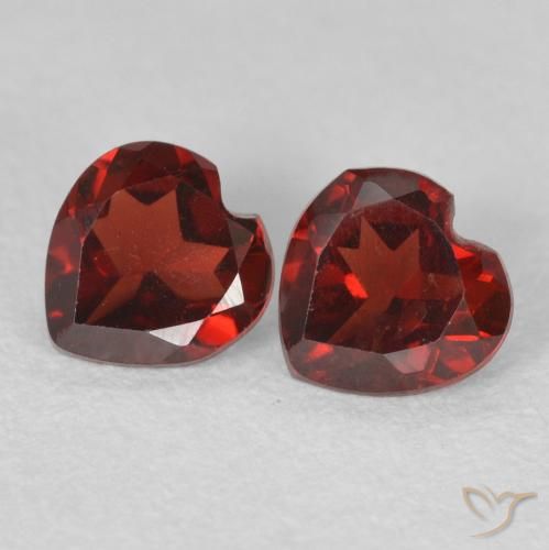 1.07ctw Natürlicher Sangria Rot Pyrop-Granat, Herz, VS