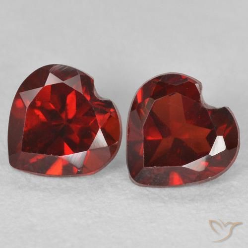 1.27 ct natürliche Mittelrot Pyrop-Granat-Edelsteine, Herz, VS