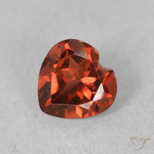 0.59ct Natürlicher Hellrot Pyrop-Granat, Herz, VVS-VS