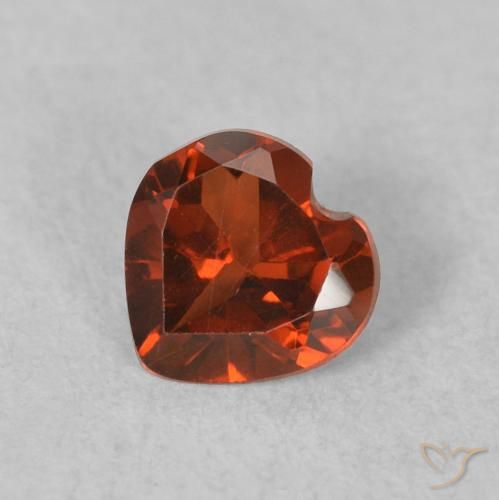 0.52ct Natürlicher Hellrot Pyrop-Granat, Herz, VVS-VS