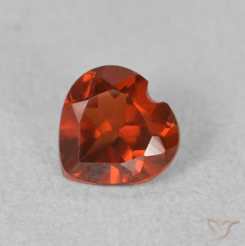 0.54ct Natürlicher tiefrot Pyrop-Granat, Herz, VVS-VS