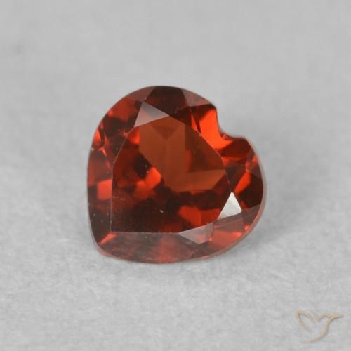 0.60ct Natürlicher Hellrot Pyrop-Granat, Herz, VVS-VS
