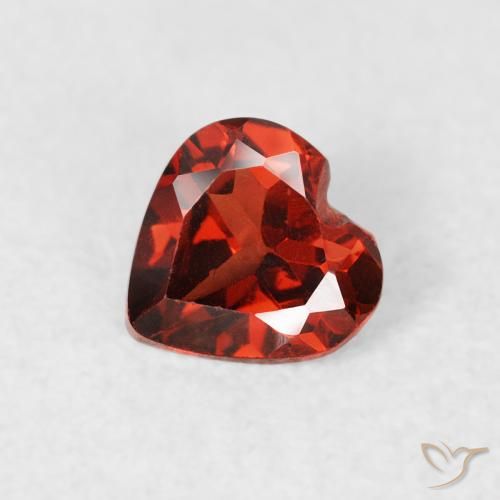 0.54ct Natürlicher Hellrot Pyrop-Granat, Herz, VS