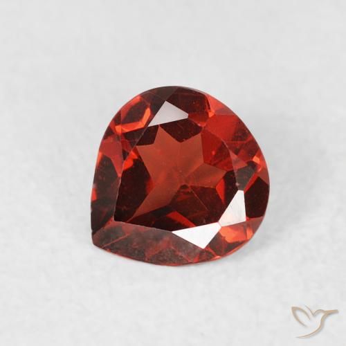 0.53ct Natürlicher Sangria Rot Pyrop-Granat, Birnenform, VS