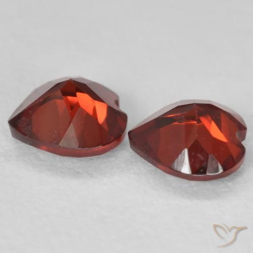 1.09 ct natürliche Intensives Rot Pyrop-Granat-Edelsteine, Herz, VVS-VS