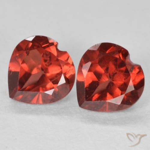 1.29ctw Natürlicher Medium Dark-Red Pyrop-Granat, Herz, VS