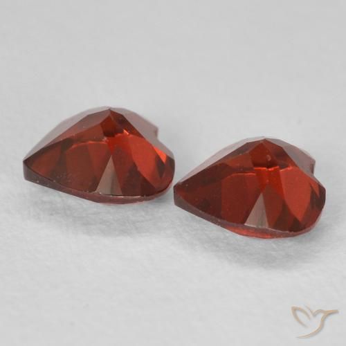 1.06 ct natürliche Sangria Rot Pyrop-Granat-Edelsteine, Herz, VVS-VS