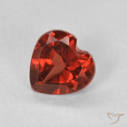 0.61ct Natürlicher Johannisbeere Rot Pyrop-Granat, Herz, VS