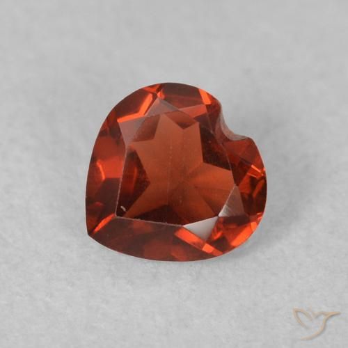 0.47ct Natürlicher Hellrot Pyrop-Granat, Herz, VVS-VS