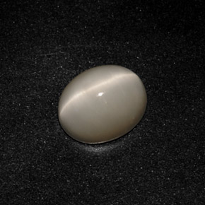3,19 ctw natürlicher grauer Quartz Cat's Eye, Oval Schliff, Lichtundurchlässig