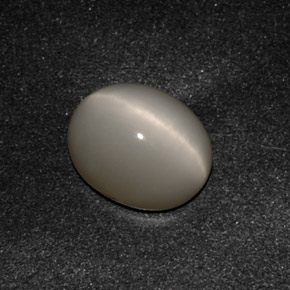 3,07 ctw natürlicher grauer Quartz Cat's Eye, Oval Schliff, Lichtundurchlässig