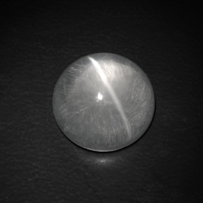9,02 ctw natürlicher weißer Quartz Cat's Eye, Rundschliff, Transparent