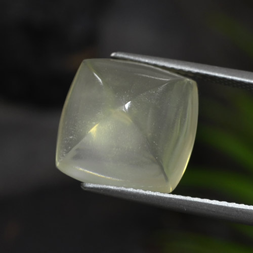 8,57 ctw natürlicher grüner Quarz, Kissenschliff, Transparent