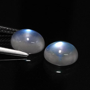  ct natürliche Blau-weiß Regenbogenmondstein-Edelsteine, Oval Schliff, Lichtdurchlässig