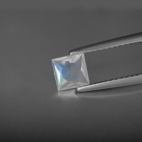 9,17 ctw natürlicher Blau-weiß Regenbogenmondstein, Quadrat, VS