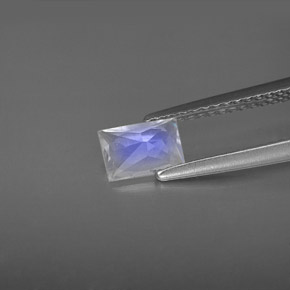 9,17 ctw natürlicher Blau-weiß Regenbogenmondstein, Baguette, VS