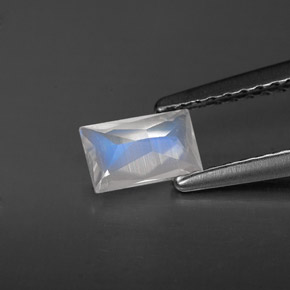 9,17 ctw natürlicher Blau-weiß Regenbogenmondstein, Baguette, VS