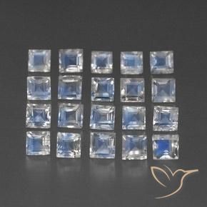 3.27 ct natürliche Bläulich-weiß Regenbogenmondstein-Edelsteine, Quadrat, Transparent / Lichtdurchlässig