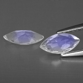  ct natürliche Blau-weiß Regenbogenmondstein-Edelsteine, Transparent, Transparent / Lichtdurchlässig