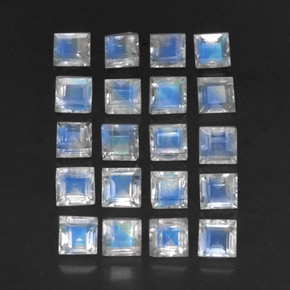 3,88 ct natürliche blauer Regenbogen-Mondstein-Edelsteine, Transparent, Transparent / Lichtdurchlässig