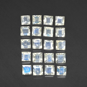 2.60 ct natürliche Bläulich-weiß Regenbogenmondstein-Edelsteine, Quadrat, Transparent