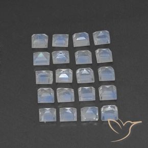 3.04 ct natürliche Bläulich-weiß Regenbogenmondstein-Edelsteine, Quadrat, Transparent