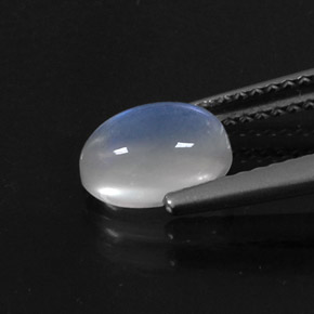 1,41 ctw natürlicher weißer Regenbogen-Mondstein, Oval Schliff, Transparent