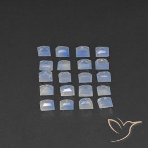 2.65 ct natürliche Bläulich-weiß Regenbogenmondstein-Edelsteine, Quadrat, Transparent