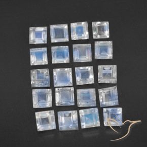 3.45 ct natürliche Bläulich-weiß Regenbogenmondstein-Edelsteine, Quadrat, Transparent