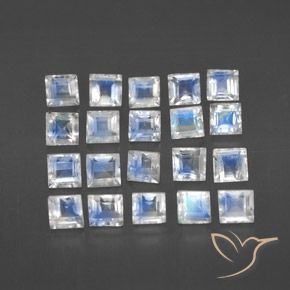 3.65 ct natürliche Bläulich-weiß Regenbogenmondstein-Edelsteine, Quadrat, Transparent