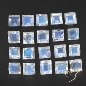 2.32 ct natürliche Bläulich-weiß Regenbogenmondstein-Edelsteine, Quadrat, Transparent