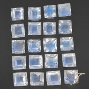 3.35 ct natürliche Bläulich-weiß Regenbogenmondstein-Edelsteine, Quadrat, Transparent