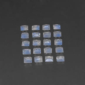 2,13 ct natürliche weißer Regenbogen-Mondstein-Edelsteine, Quadrat, Transparent
