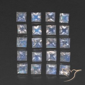 2.76 ct natürliche Bläulich-weiß Regenbogenmondstein-Edelsteine, Quadrat, Transparent