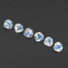 1,31 ct natürliche weißer Regenbogen-Mondstein-Edelsteine, Birnenform, Transparent
