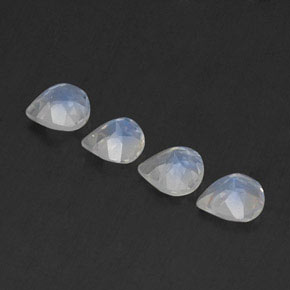 1,35 ct natürliche weißer Regenbogen-Mondstein-Edelsteine, Birnenform, Transparent