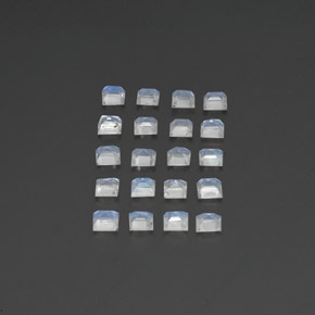 2,28 ct natürliche weißer Regenbogen-Mondstein-Edelsteine, Quadrat, Transparent