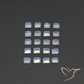 2.74 ct natürliche Bläulich-weiß Regenbogenmondstein-Edelsteine, Quadrat, Transparent