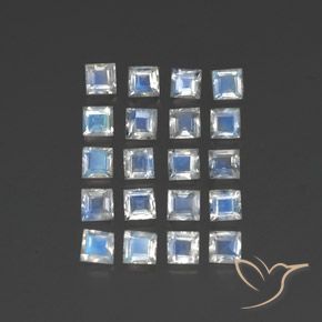 2.74 ct natürliche Bläulich-weiß Regenbogenmondstein-Edelsteine, Quadrat, Transparent