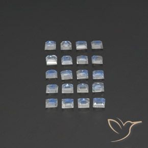 2.64 ct natürliche Bläulich-weiß Regenbogenmondstein-Edelsteine, Quadrat, Transparent