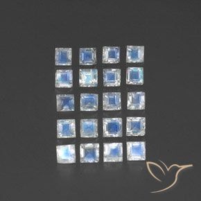 3.37 ct natürliche Bläulich-weiß Regenbogenmondstein-Edelsteine, Quadrat, Transparent