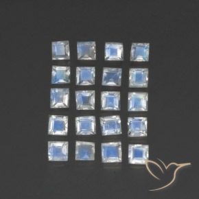 2.61 ct natürliche Bläulich-weiß Regenbogenmondstein-Edelsteine, Quadrat, Transparent