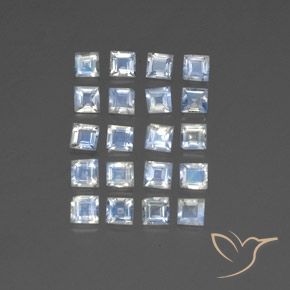 2.39 ct natürliche Bläulich-weiß Regenbogenmondstein-Edelsteine, Quadrat, Transparent
