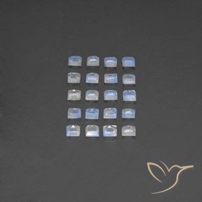 2.77 ct natürliche Bläulich-weiß Regenbogenmondstein-Edelsteine, Quadrat, Transparent