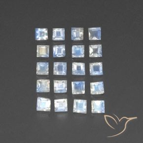 2.96 ct natürliche Bläulich-weiß Regenbogenmondstein-Edelsteine, Quadrat, Transparent